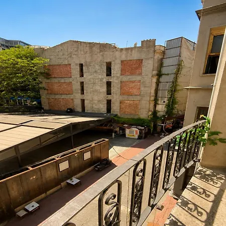 Dr-manouchehr House Apartamento Estambul